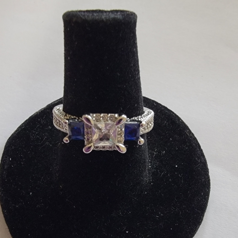 New Silver Plated Clear and Blue Gemstone Ring.